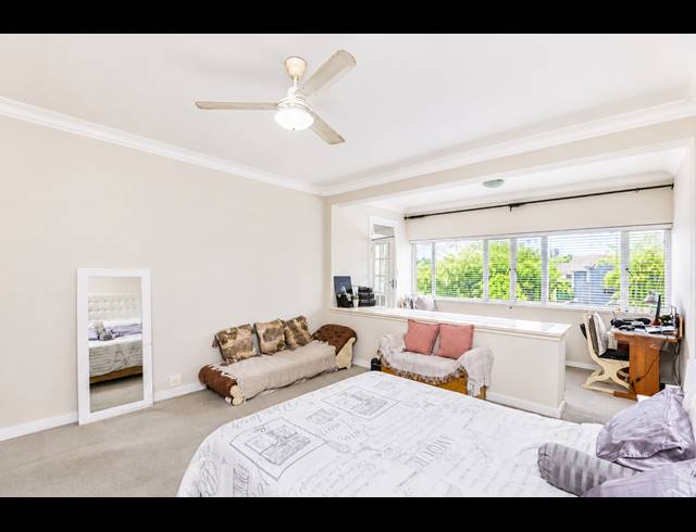 1.5 BEDROOM APARTMENT FOR SALE IN MUSGRAVE